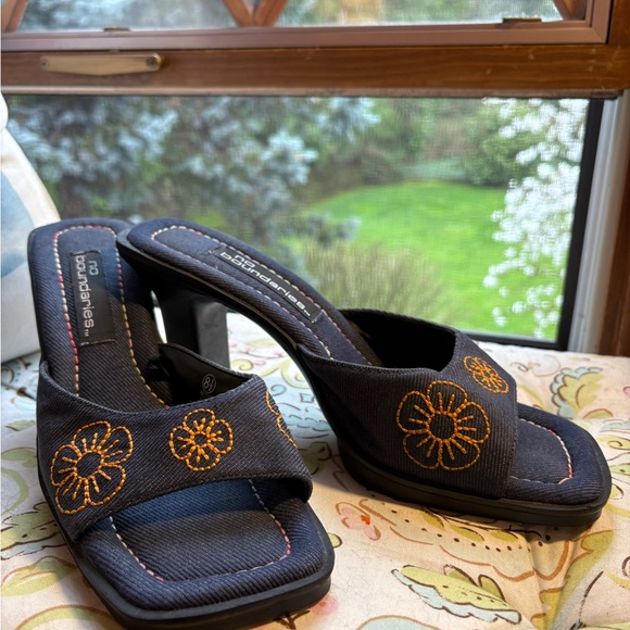 Vintage No Boundaries Dark Blue Denim Slide Heels with Orange Floral Stitching - Picture 2 of 7